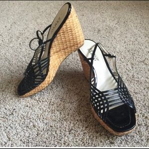🌟FRANCO SARTO WEDGE SANDALS.